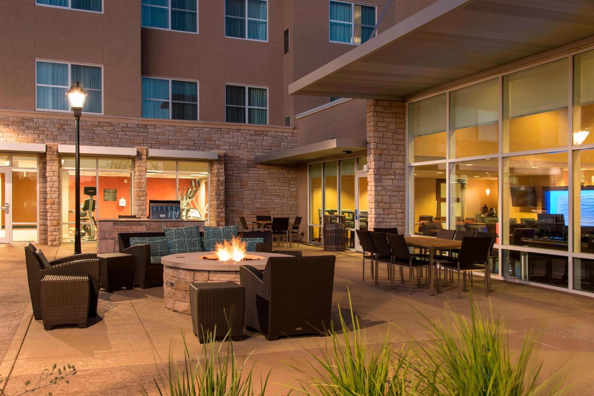 Residence Inn By Marriott Austin - University Area Exterior photo